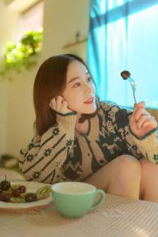 摊牌了，摆烂炮灰是满级大佬
