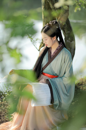 牧师怎能不带刀