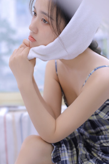 唱望极霞际