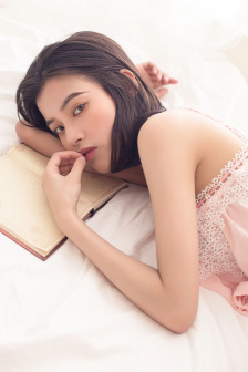 走在光的前面