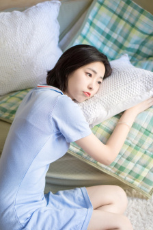 全家嫌我穷，十倍返现后哭疯了