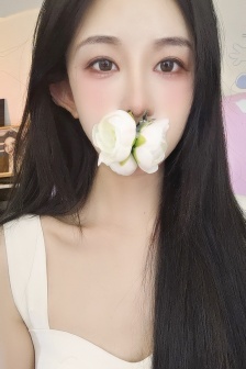 与死对头结婚后，绿茶大佬不装了