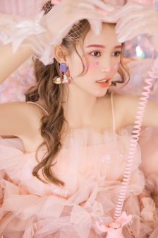 遇见你是我的白月光